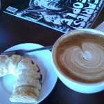 keancoffee-latte Kean Coffee and blueberry